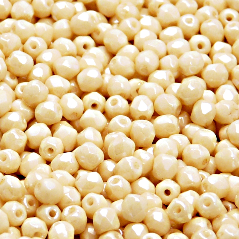 100ks České skleněné broušené ohňovky kulička 4mm bílá/ béžový listr