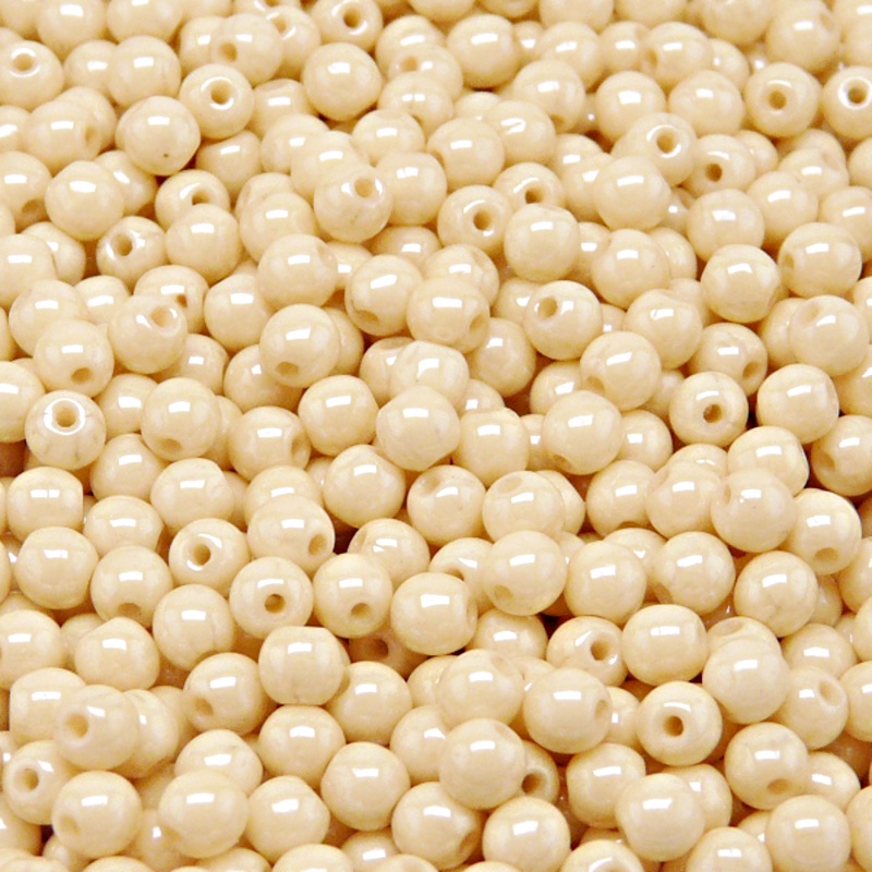 100ks České skleněné mačkané korálky kulička 4mm bílá/ béžový listr