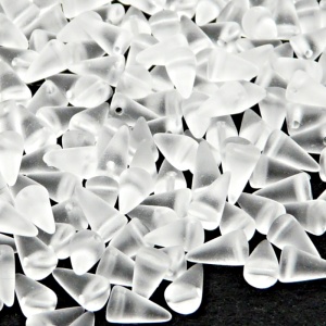 50ks České skleněné mačkané korálky trny 5x8mm čirá mat