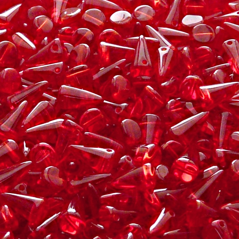 50ks České skleněné mačkané korálky trny 5x8mm rubín