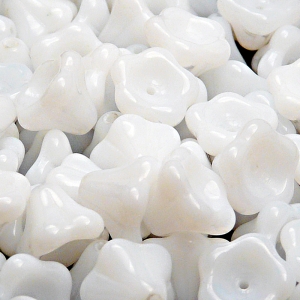 10ks České skleněné mačkané korálky zvonečky 11x13mm bílý alabastr